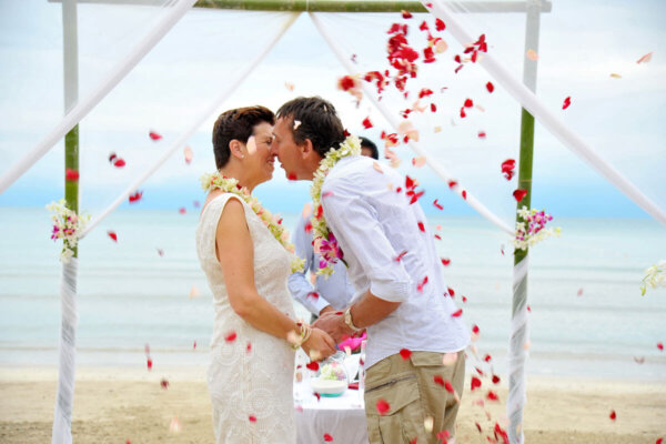 Lanta Beach Renew Marriage : Sandra + Maarten
